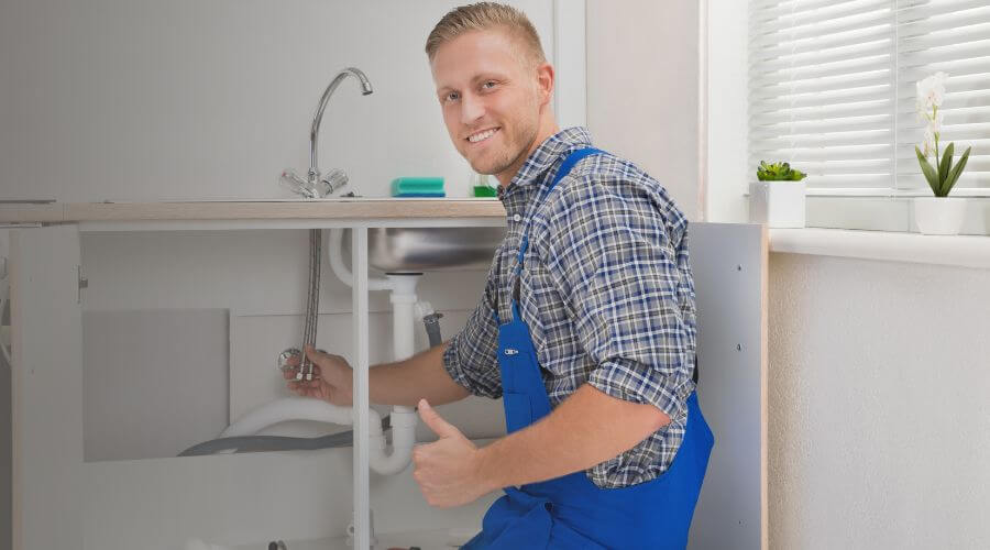 Expert burst pipe repair services in Elsmere, NE